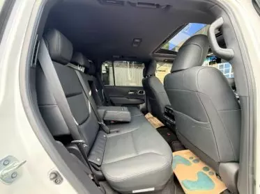 Toyota LAND CRUISER 300 LC300