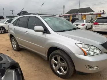 Lexus RX 330