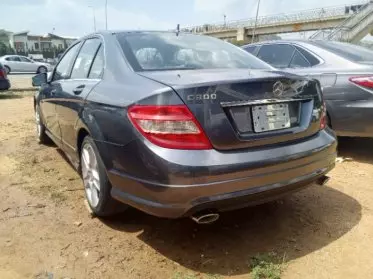 Mercedes-Benz C 300