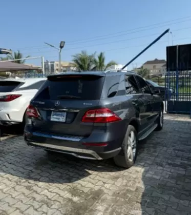 Mercedes-Benz ML 350