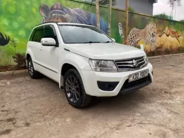 SUZUKI Escudo 