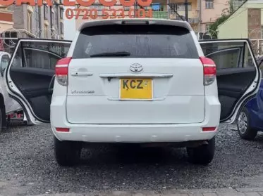 Toyota Vanguard