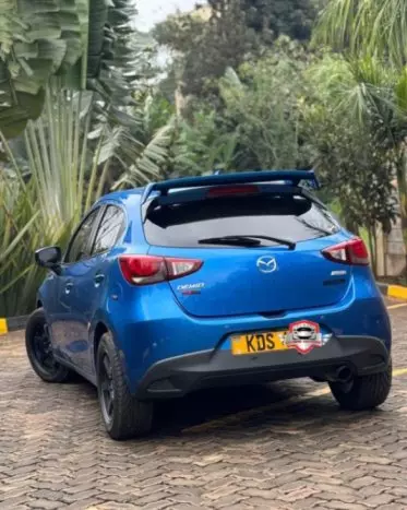 Mazda Demio 