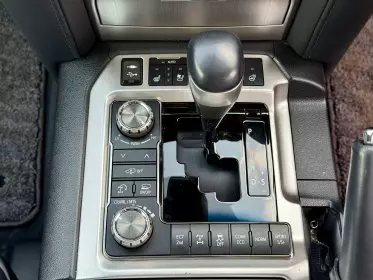 Toyota Landcruiser ZX