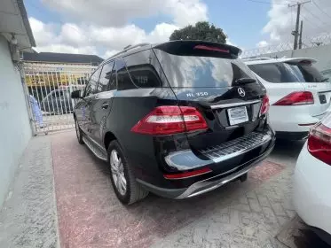 Mercedes-Benz ML 350