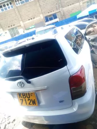 Toyota Fielder 