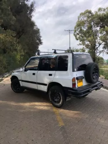 SUZUKI Escudo