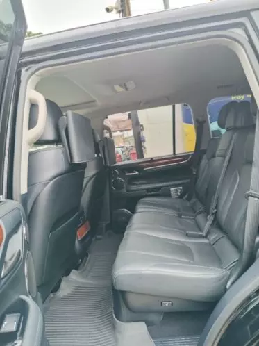 Lexus LX 570