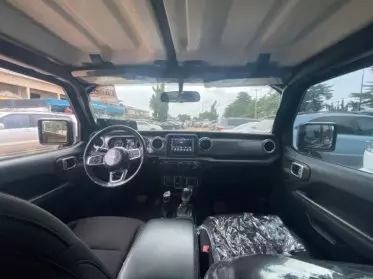 JEEP Wrangler Sahara