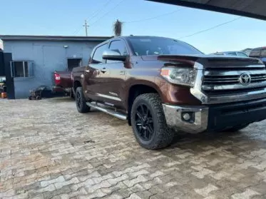 Toyota Tundra