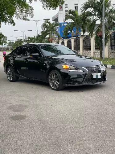 Lexus IS 350