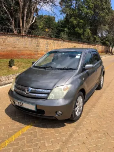 Toyota Ist