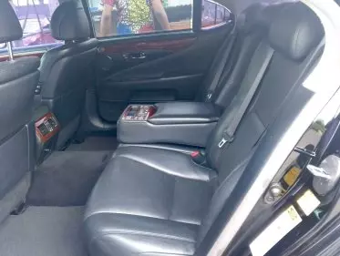 Lexus LS 460