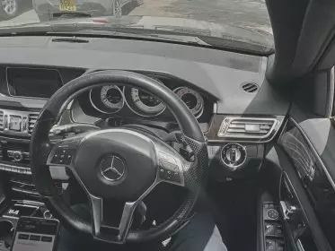Mercedes-Benz E 250