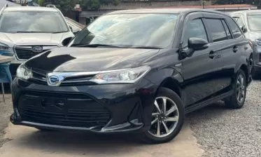 Toyota Fielder hybrid 