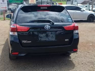 Toyota Fielder