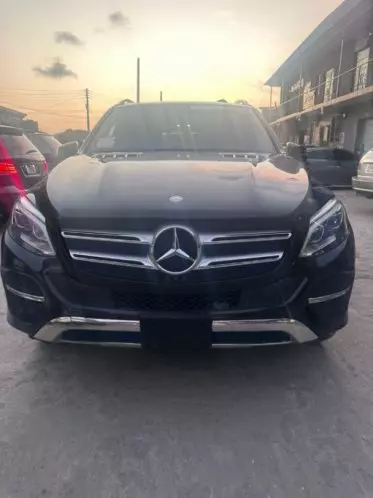 Mercedes-Benz GLE 350
