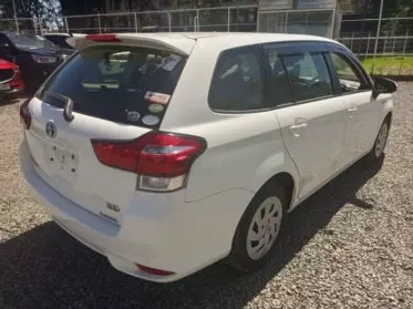Toyota Fielder 