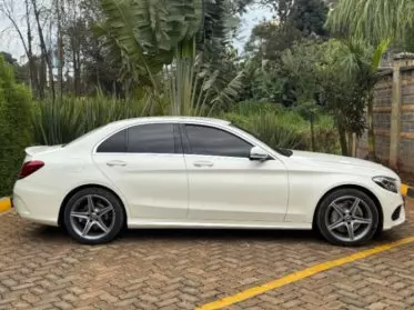 Mercedes-Benz C200