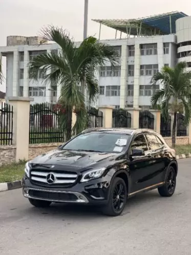 Mercedes-Benz GLA 250