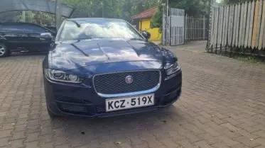Jaguar XE