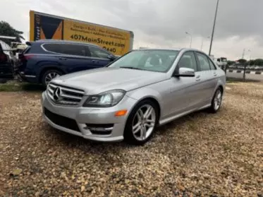 Mercedes-Benz C 300