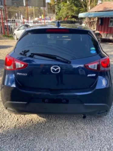 Mazda Demio 