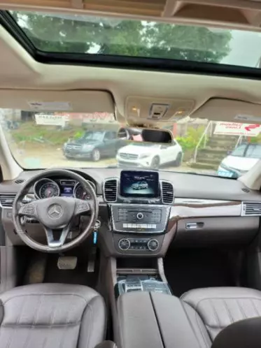 Mercedes-Benz GLE 300