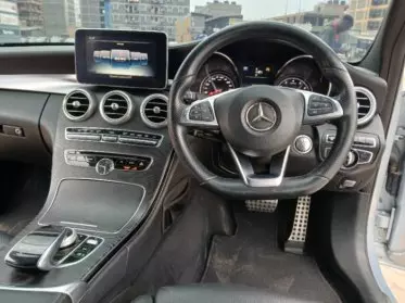 Mercedes-Benz C200