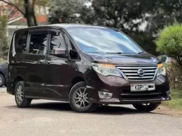 Nissan Serena Hybrid 