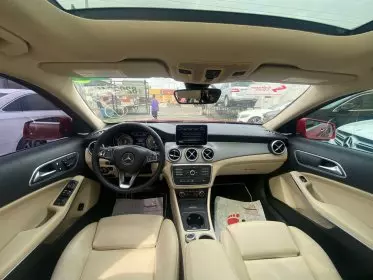 Mercedes-Benz GLA 250