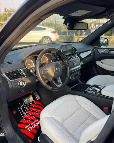 Mercedes-Benz GLE 400