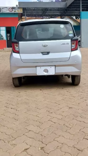 Daihatsu Mira 