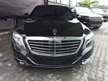 Mercedes-Benz S 560