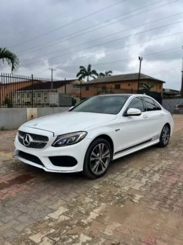 Mercedes-Benz SLC 43 AMG