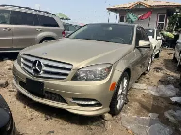 Mercedes-Benz C 300
