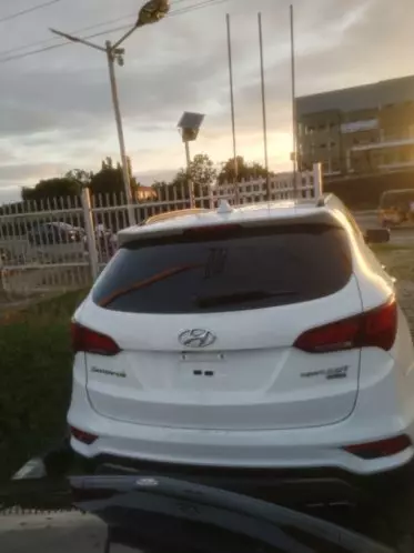 Hyundai Santa FE