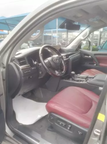 Lexus LX 570