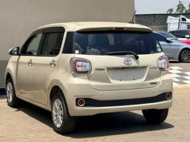 Toyota Passo Moda
