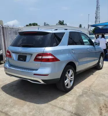 Mercedes-Benz ML 350