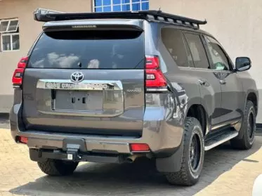 Toyota Landcruiser Prado