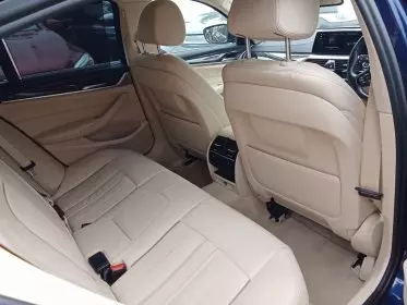 BMW 523
