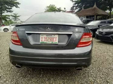 Mercedes-Benz C 300
