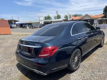 Mercedes-Benz E 300