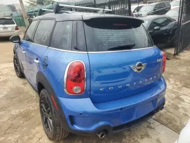 MINI Cooper Countryman