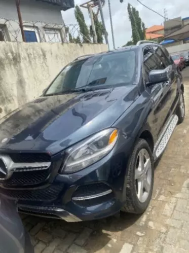 Mercedes-Benz GLE 350