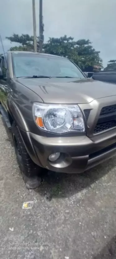 Toyota Tacoma