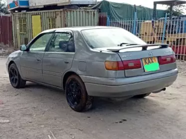 Toyota Premio 