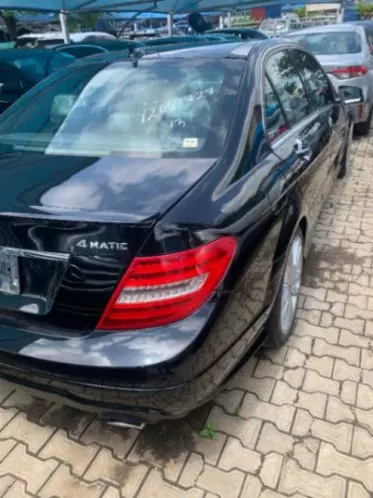 Mercedes-Benz C 350