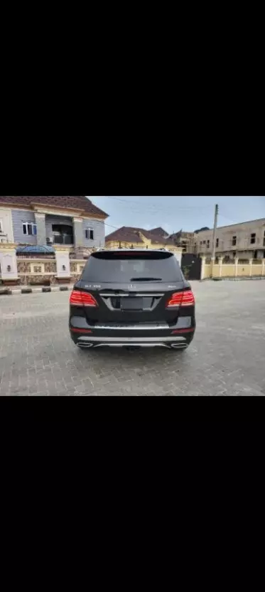 Mercedes-Benz GLE 350